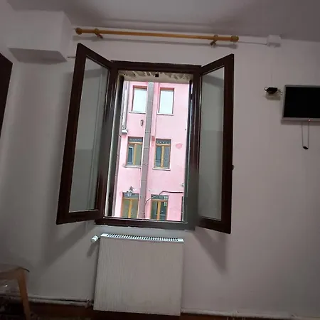 Venice Guest House 3*