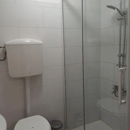 Πανσιόν Venice Guest House 3*
